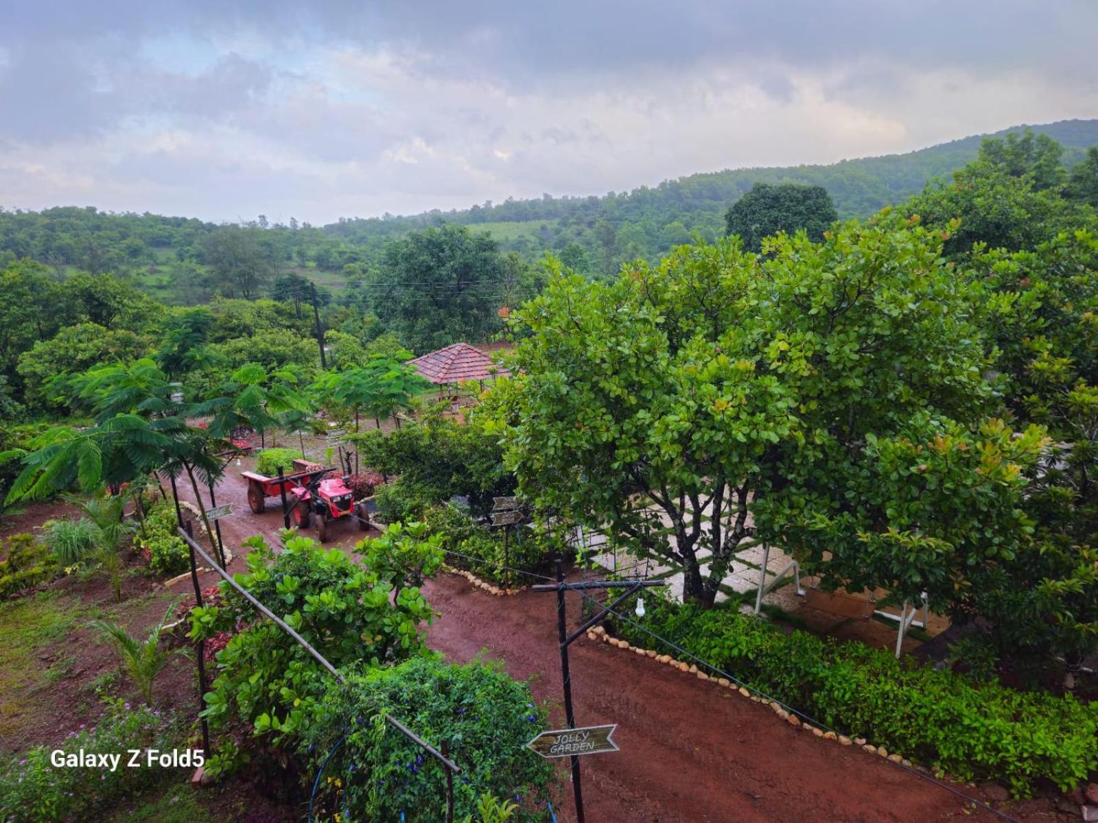 Chalobahills Farmstay Resort Ajra Eksteriør billede